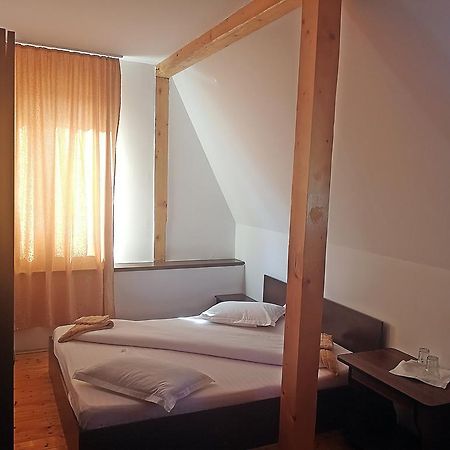 Casa Kiev Hotel Sybin Zewnętrze zdjęcie