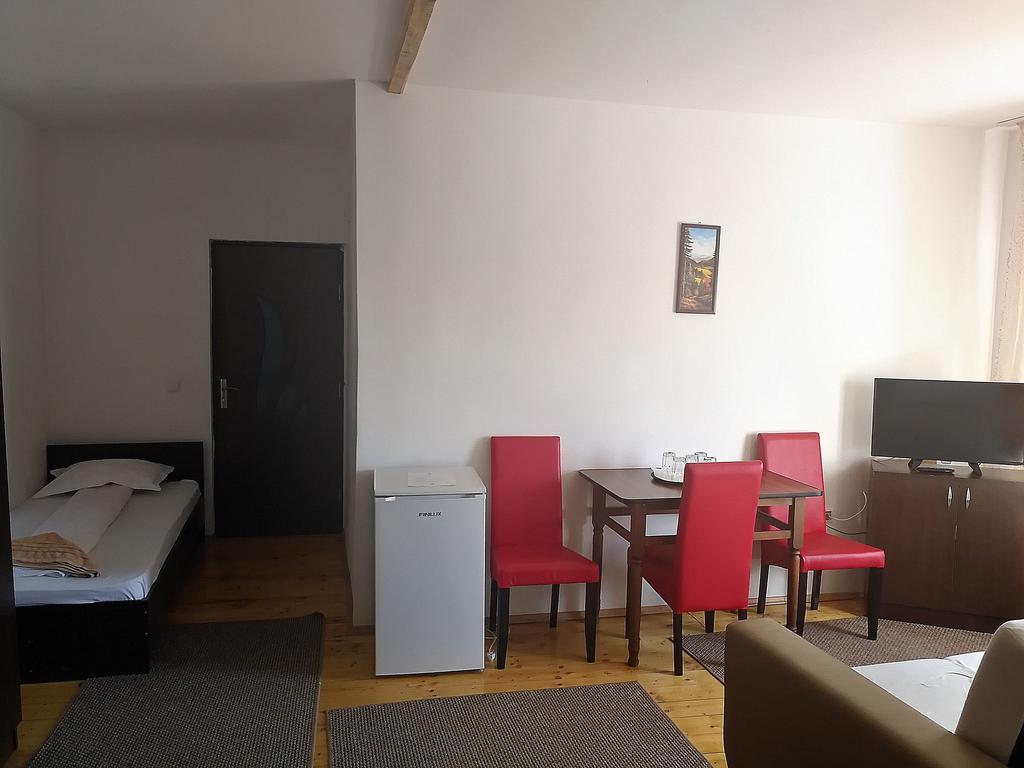 Casa Kiev Hotel Sybin Zewnętrze zdjęcie