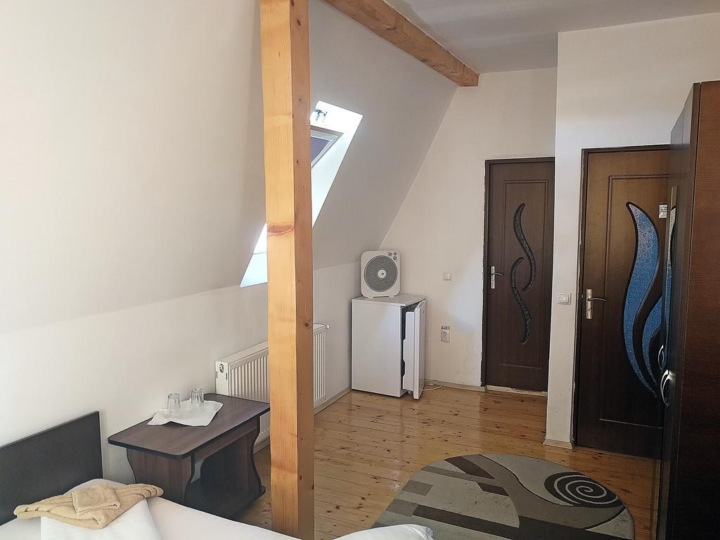 Casa Kiev Hotel Sybin Zewnętrze zdjęcie